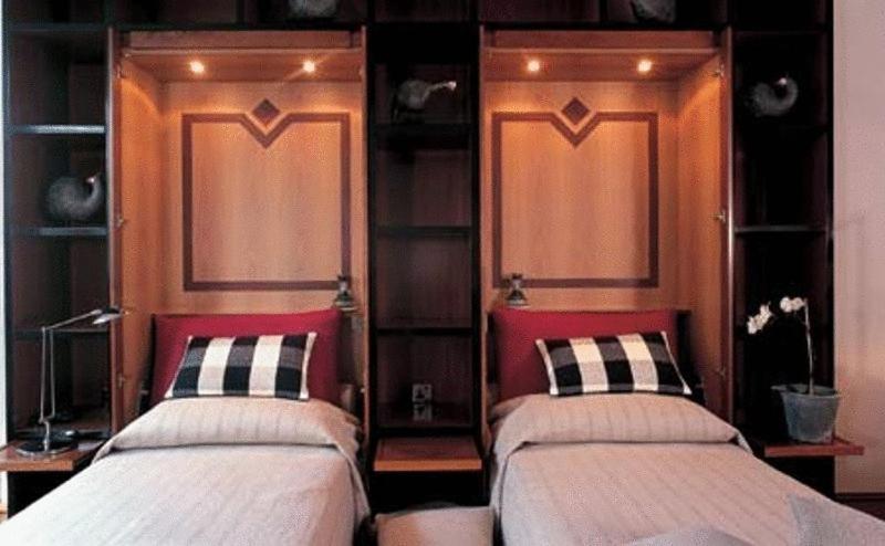 Casa Cuniolo Guest House Тортона Екстериор снимка